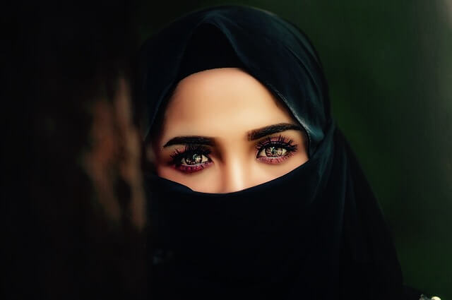 women with her face covered